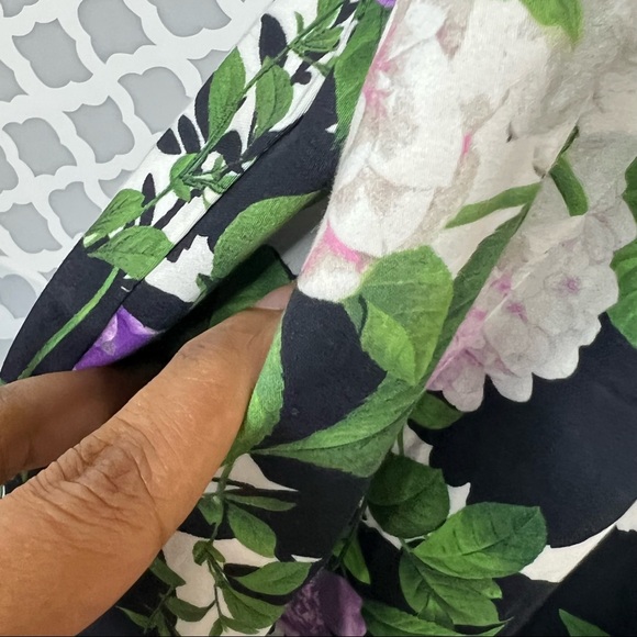 NWOT Talbots Petite Oprah Magazine Collection Hydrangea Printed Shift Dress - Picture 11 of 11